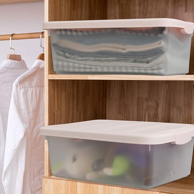 14 Quart Plastic Storage Boxes - Image 6