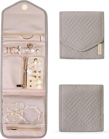 BAGSMART Travel Jewelry Organizer Case Foldable Jewelry Roll by BAGSMART