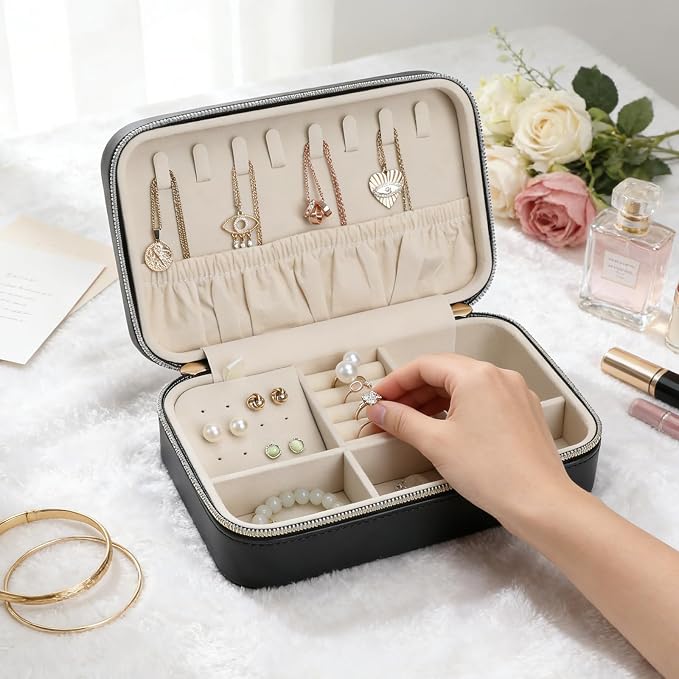 Portable Jewelry Organizer for Travel Compact Leather Jewelry Box - Image 7