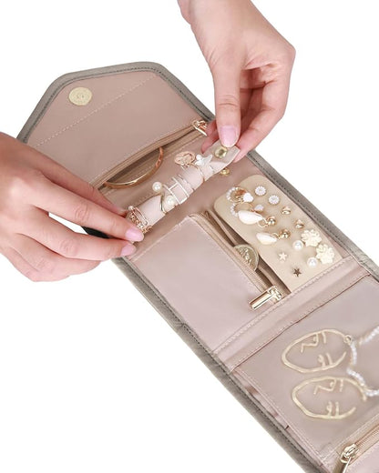 BAGSMART Travel Jewelry Organizer Case Foldable Jewelry Roll - Image 6