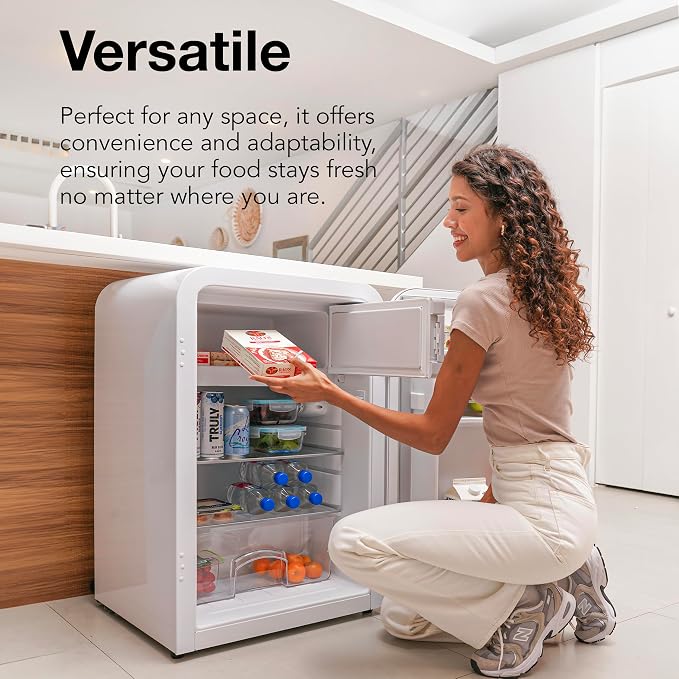 Cooluli Curve 3.8 cu ft Mini Fridge - Image 5