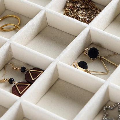 Frebeauty 24 Grid Earring Holder Organizer Tray, Jewelry Organizers and Storage - Image 6