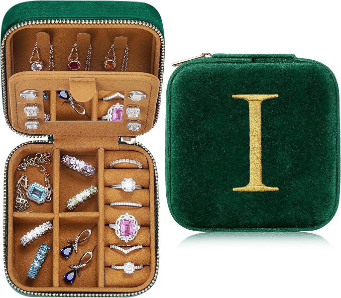 Parima Plush Velvet Travel Jewelry Organizer by PARIMA